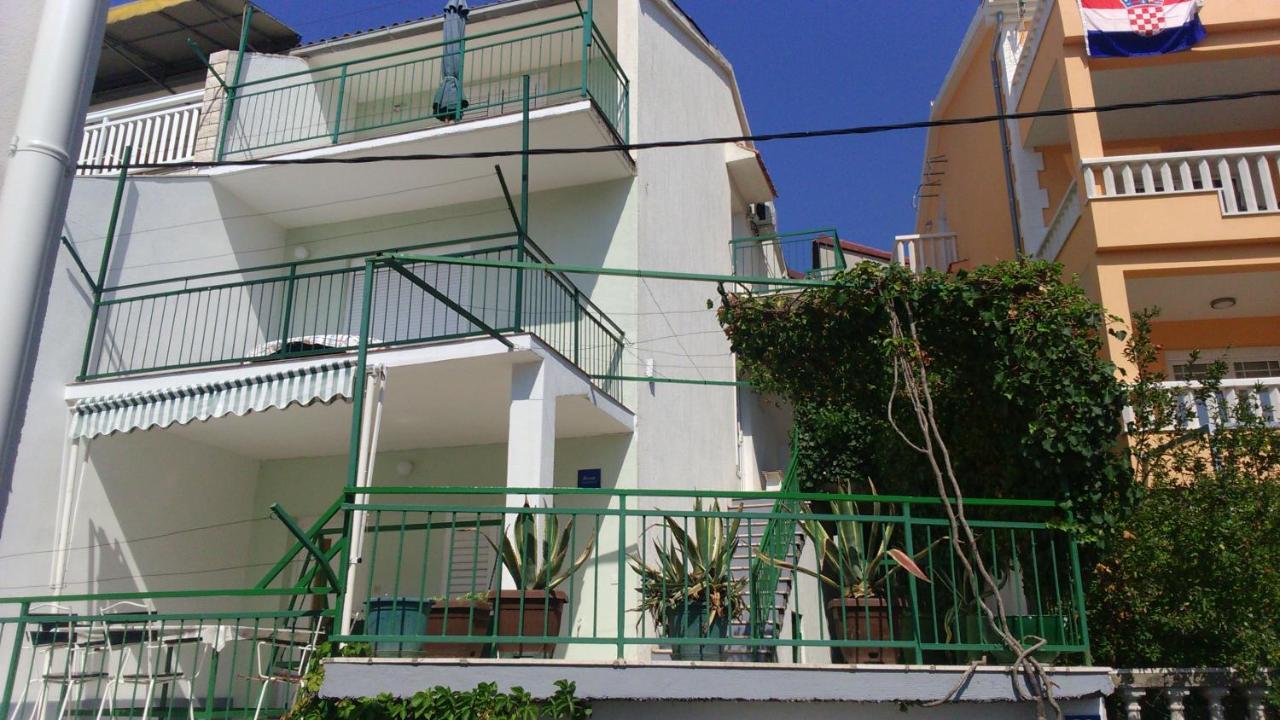 Apartmani Ines Marina Kamer foto