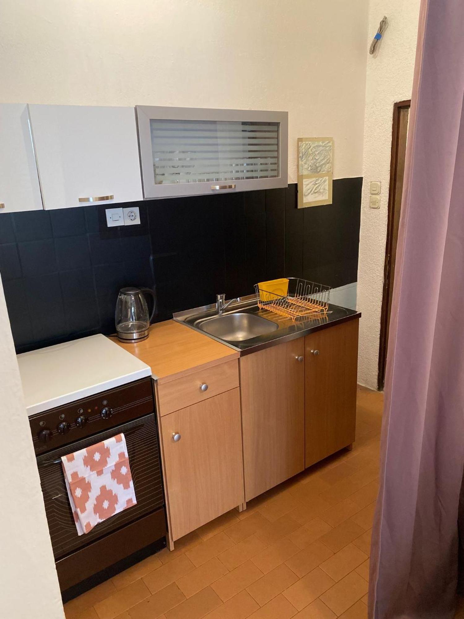 Apartmani Ines Marina Buitenkant foto